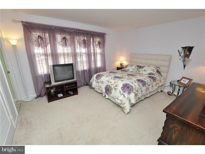 514 Covered Bridge Road Cherry Hill, NJ 08034 - Photo 11 of 18 Bedroom - Main