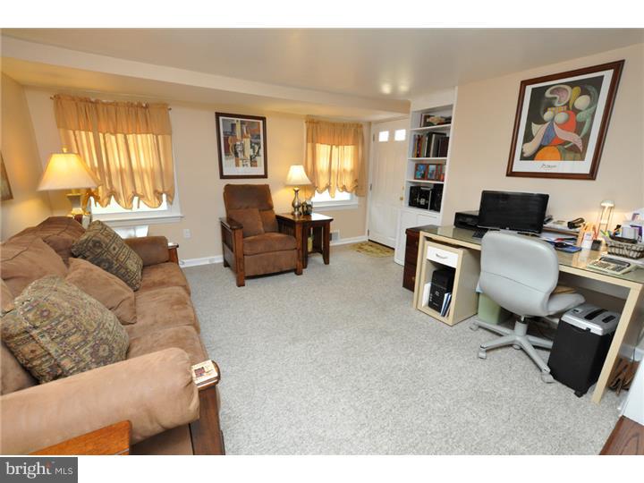 514 Covered Bridge Road Cherry Hill, NJ 08034 - Photo 9 of 18 Family Room