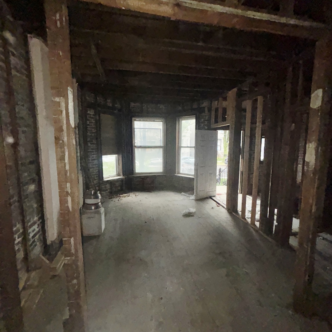 4018 West Polk Street Chicago, IL 60624 - Photo 2 of 7 a view of a room with porch