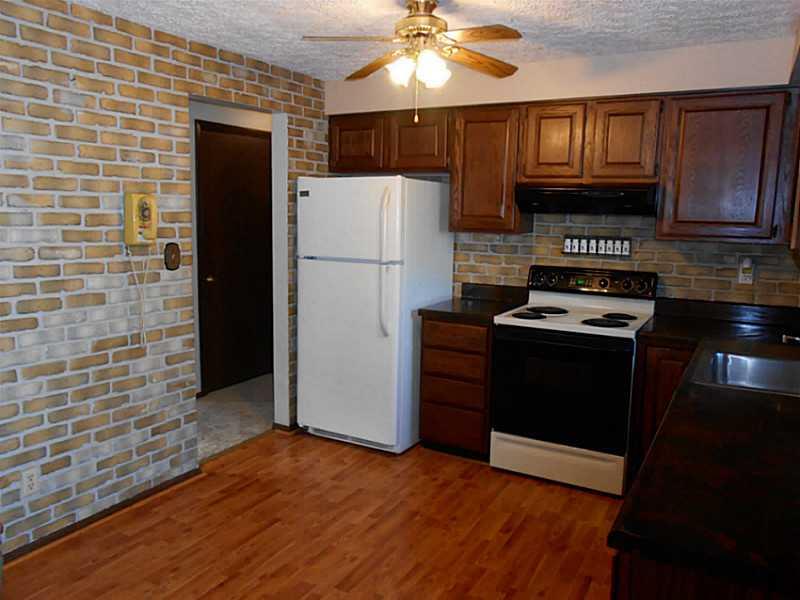5095 McAnulty Road Baldwin, PA 15236 - Photo 4 of 25 Kitchen.