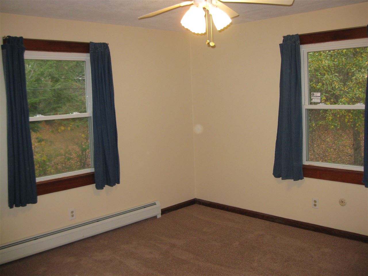 18 Yvonne Street Rochester, NH 03867 - Photo 13 of 17