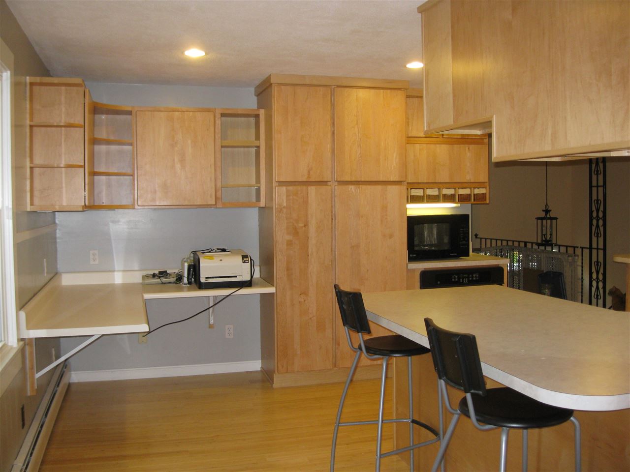 18 Yvonne Street Rochester, NH 03867 - Photo 3 of 17
