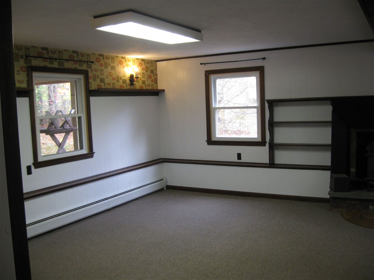 18 Yvonne Street Rochester, NH 03867 - Photo 8 of 17