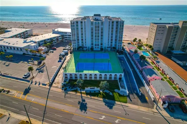 $3,800 | 4950 Gulf Boulevard, Unit 903, St. Pete Beach, FL 33706