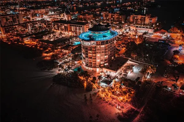 $3,800 | 4950 Gulf Boulevard, Unit 903, St. Pete Beach, FL 33706