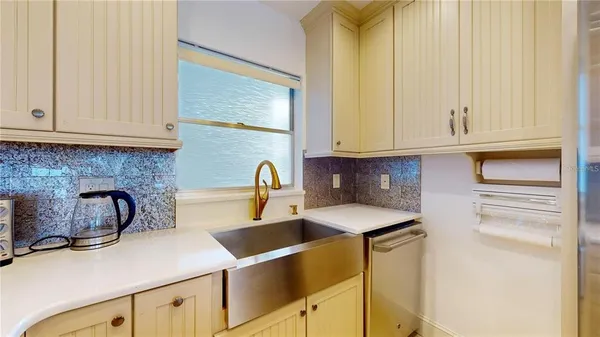 $3,800 | 4950 Gulf Boulevard, Unit 903, St. Pete Beach, FL 33706