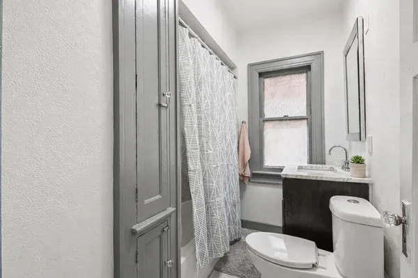 $236,000 | 4073 North 16th Street, Milwaukee, WI 53209