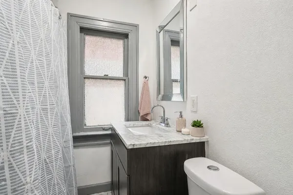 $236,000 | 4073 North 16th Street, Milwaukee, WI 53209