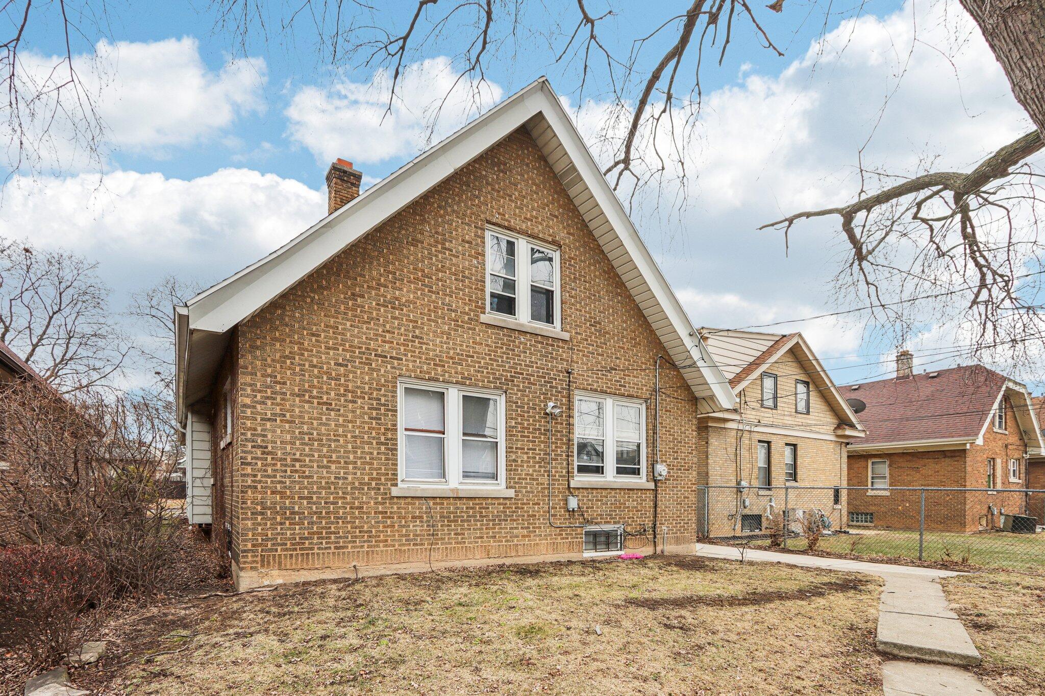 4073 North 16th Street Milwaukee, WI 53209 - Photo 24 of 25 38-web-or-mls-N 16th St-S1802-039