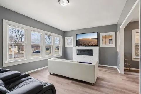 $245,900 | 4073 North 16th Street, Milwaukee, WI 53209