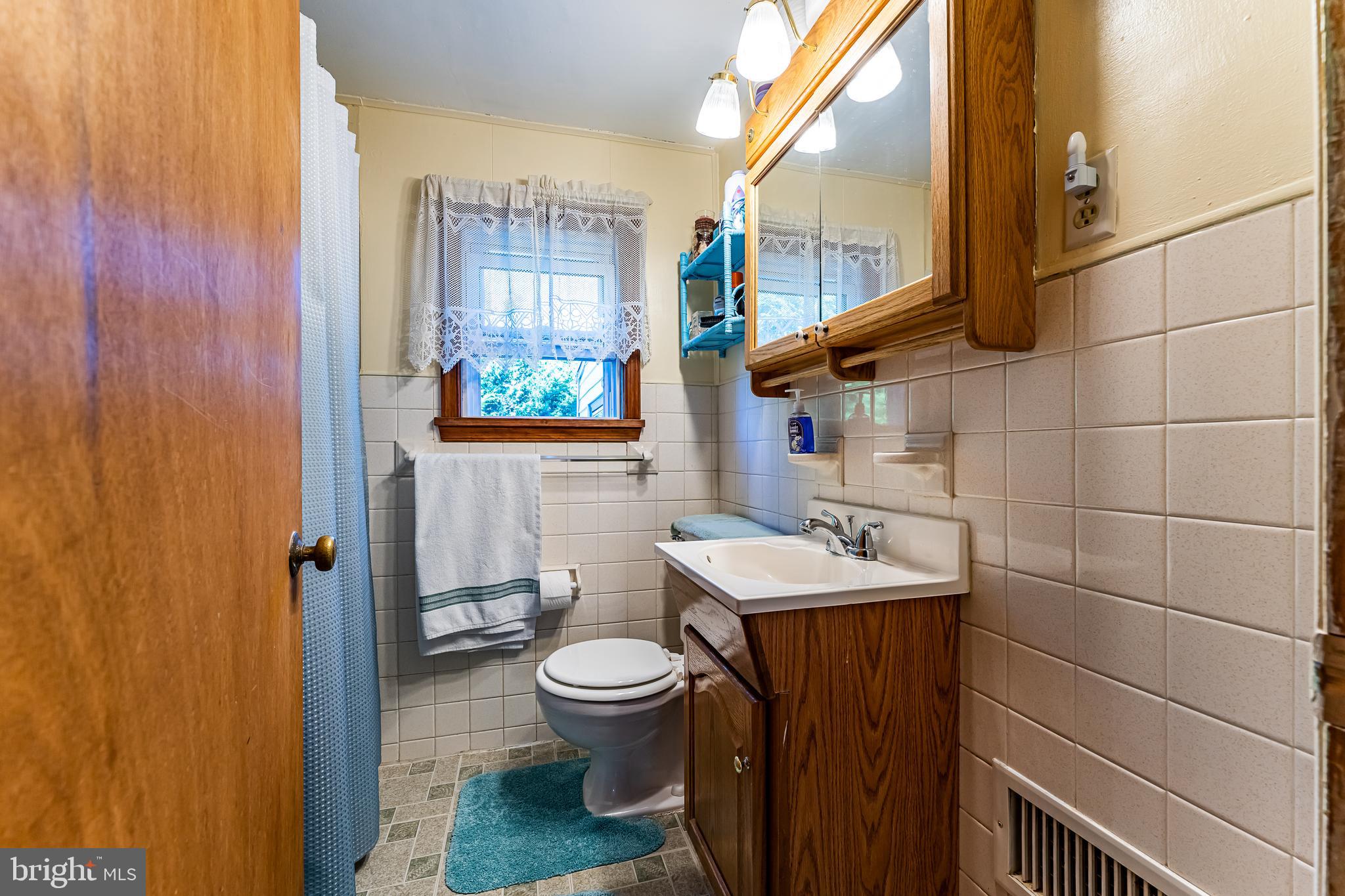 259 Tollgate Road Quakertown, PA 18951 - Photo 8 of 33 Gallery Image 8