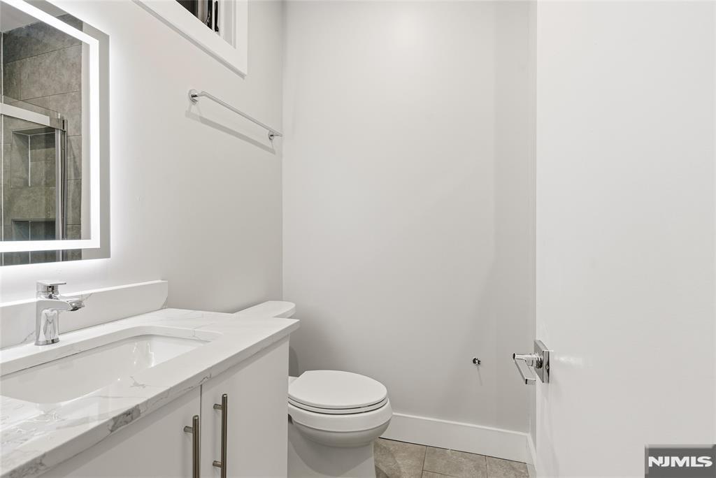 12 Dempsey Avenue, Unit A Edgewater, NJ 07020 - Photo 12 of 22
