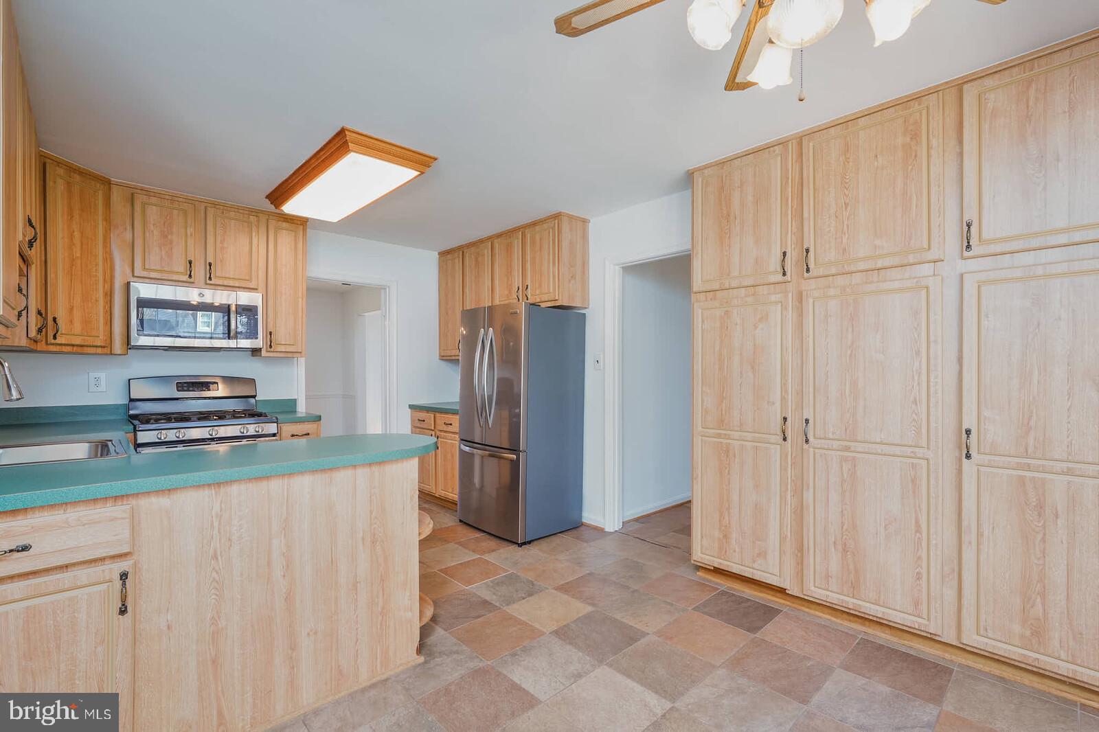 12517 Kuhl Road Silver Spring, MD 20902 - Photo 14 of 55 Extra wall of cabinetry