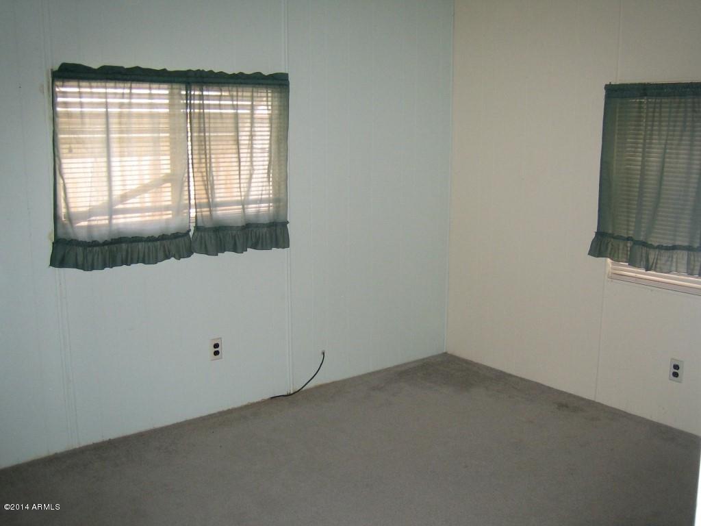2227 South Descanso Road Apache Junction, AZ 85119 - Photo 16 of 21 13 bedroom 2