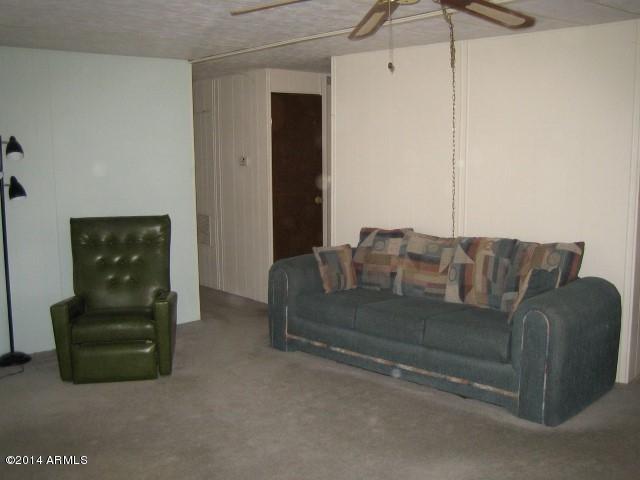 2227 South Descanso Road Apache Junction, AZ 85119 - Photo 9 of 21 9 Living Room