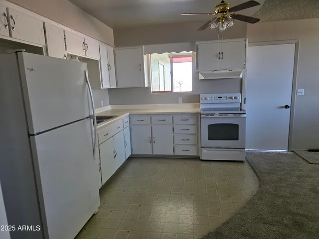 $220,000 | 610 South 11th Place West, St. Johns, AZ 85936
