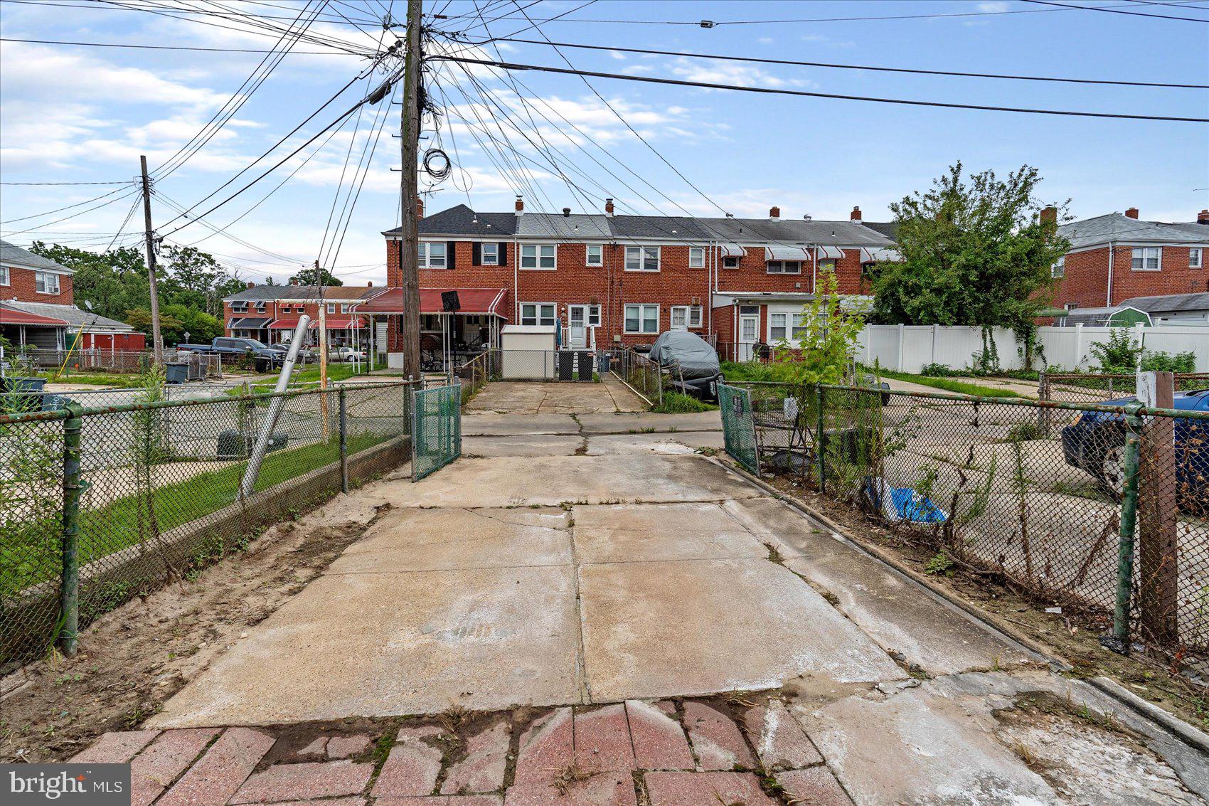 2230 Firethorn Road Baltimore, MD 21220 - Photo 35 of 35 Spacious alley!