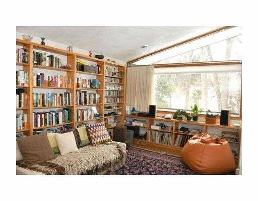 2309 Devonshire Road Ann Arbor, MI 48104 - Photo 2 of 10 Photo 2