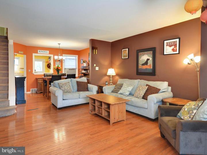 1405 Lawrence Road Havertown, PA 19083 - Photo 3 of 21 Living Room
