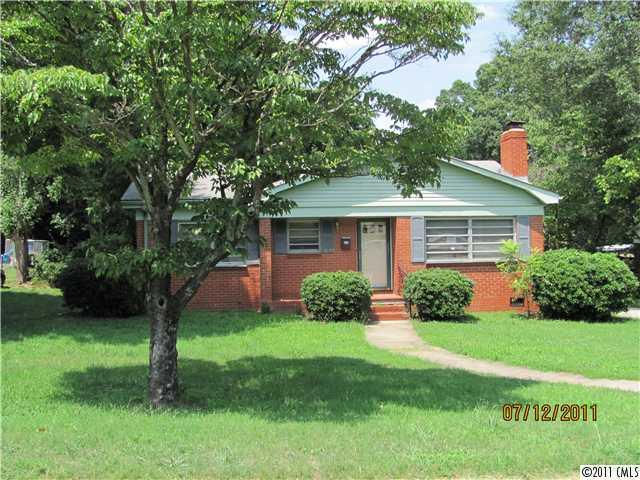 3223 Enfield Road Charlotte, NC 28205 - Photo 1 of 7 Gallery Image 1