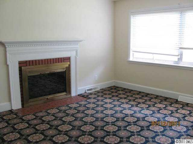 3223 Enfield Road Charlotte, NC 28205 - Photo 2 of 7 Gallery Image 2