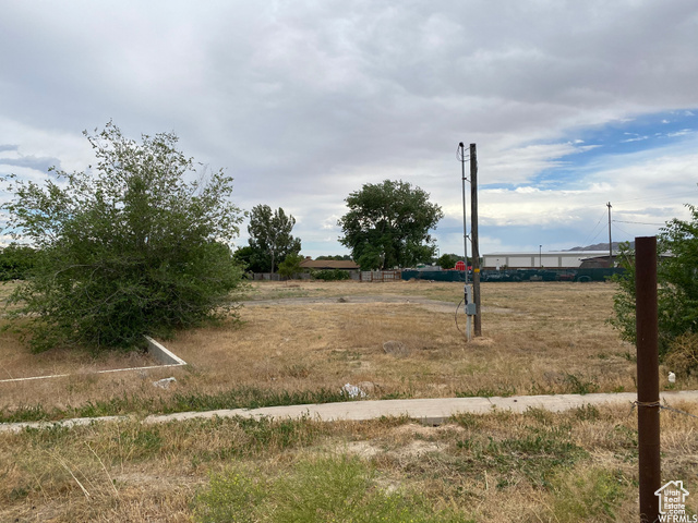 1683 West W Highway Vernal, UT 84078 - Photo 2 of 8 View of yard