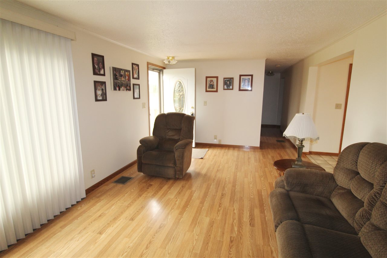 14998 Stuart Road Chesaning, MI 48616 - Photo 4 of 22