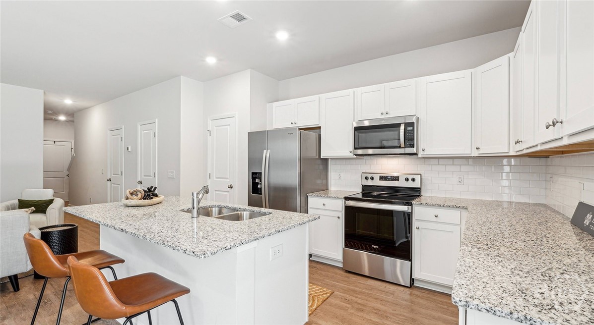 101 Petworth Place, Unit CHAYCE Pooler, GA 31322 - Photo 3 of 18