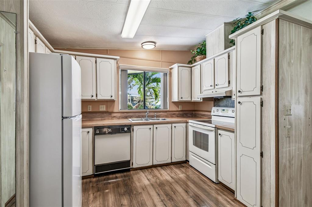 12501 Ulmerton Road, Unit 182 Largo, FL 33774 - Photo 8 of 77