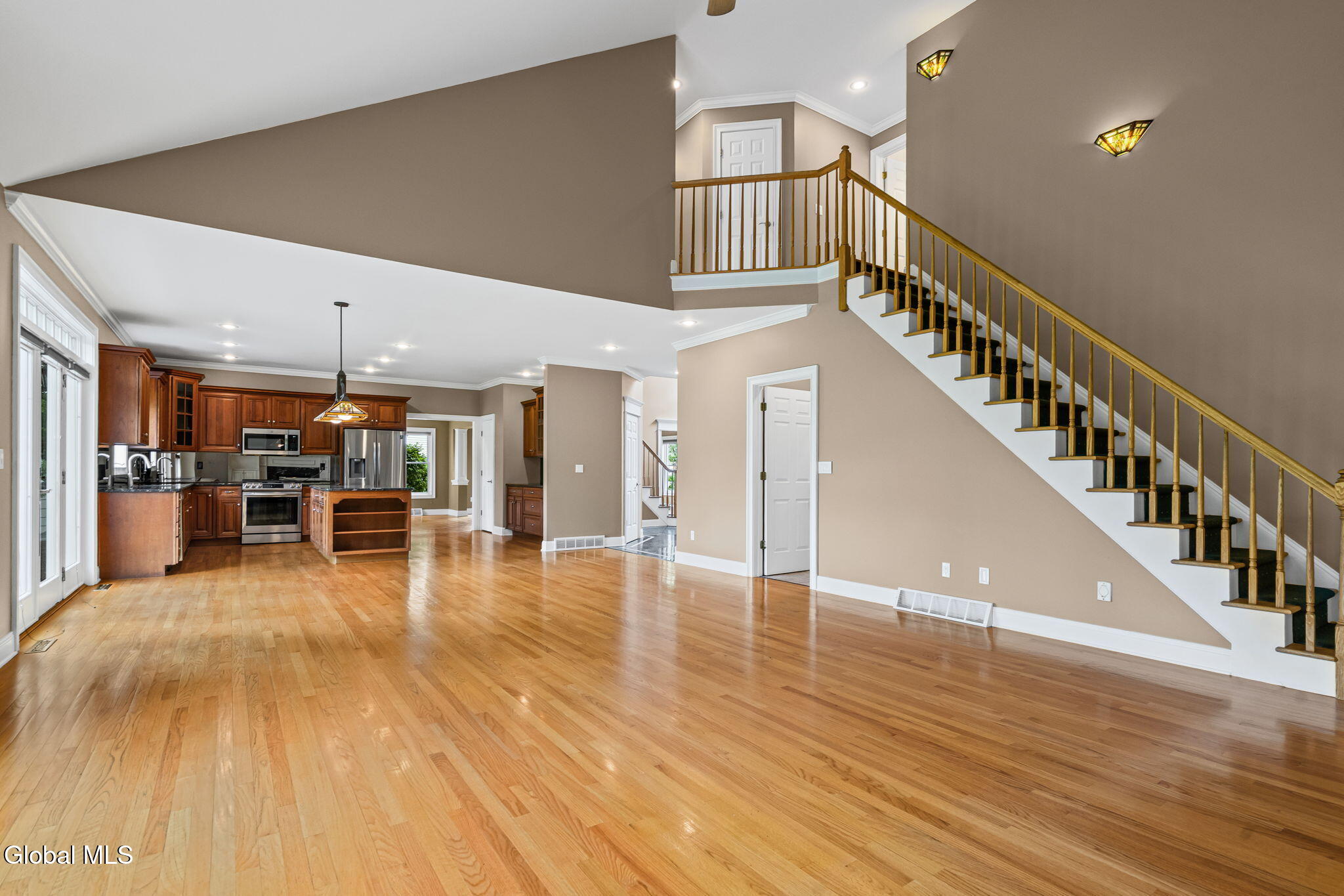 229 Menlo Park Road Niskayuna, NY 12309 - Photo 14 of 55 54-web-or-mls-229-menlo-park-rd