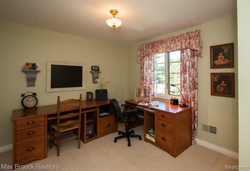 565 Sheldon Court Rochester, MI 48306 - Photo 43 of 75 259DSC_2251.jpg