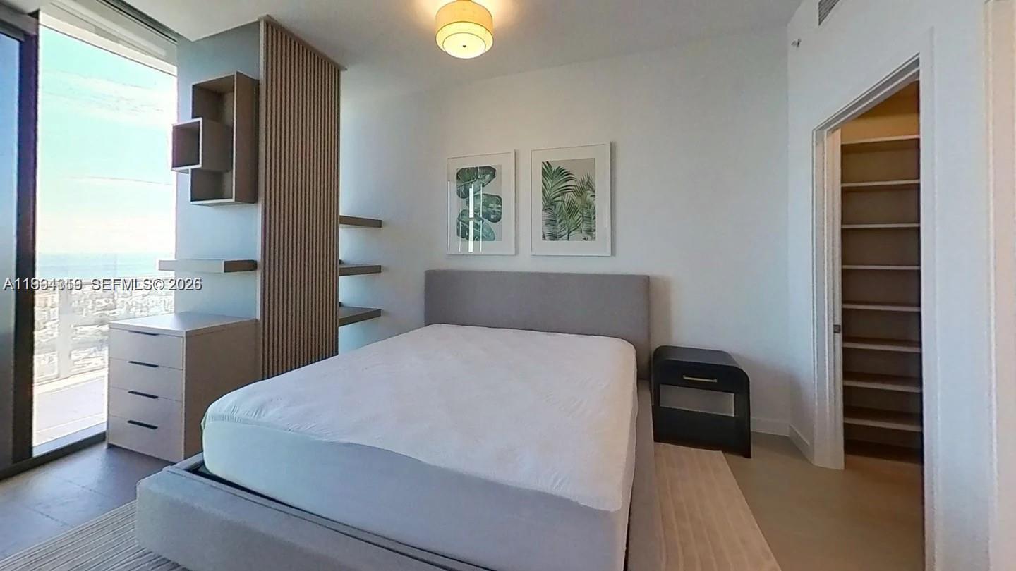 500 Alton Road, Unit 2504 Miami Beach, FL 33139 - Photo 7 of 21