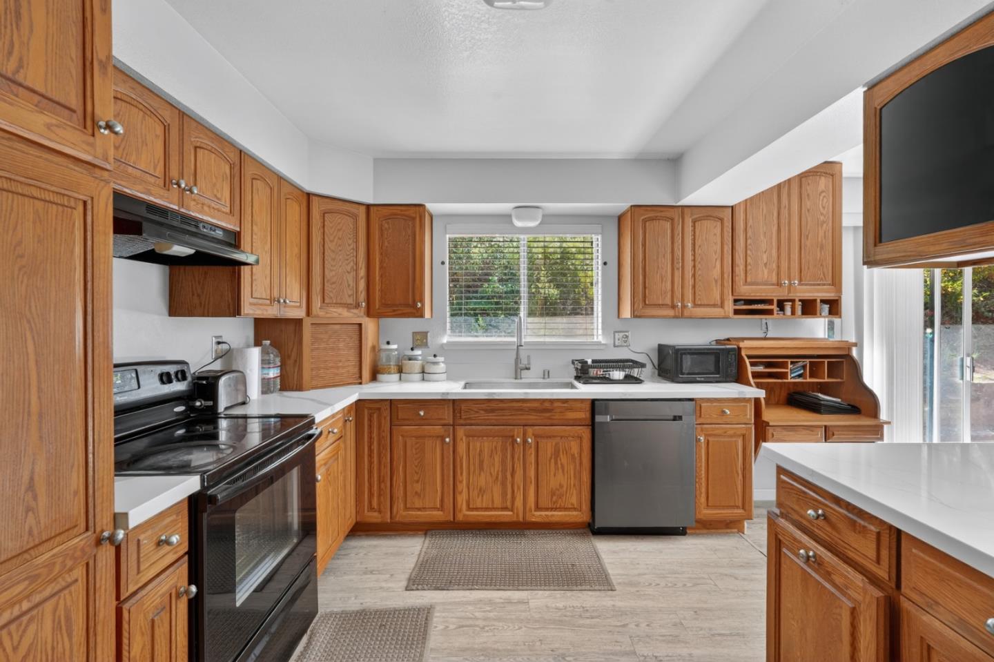 630 Paradise Road Salinas, CA 93907 - Photo 14 of 26
