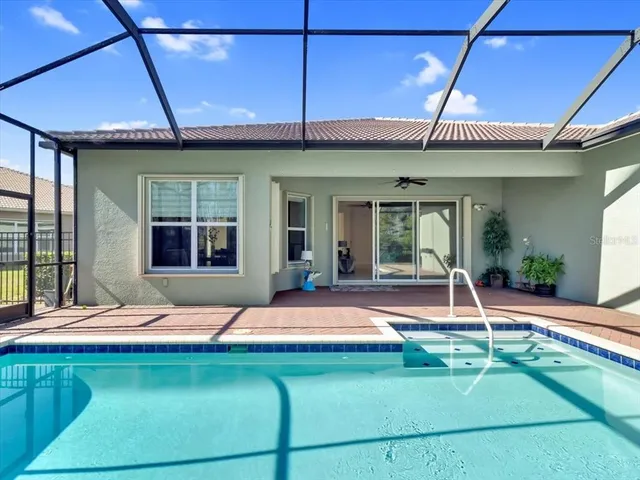 $600,000 | 16308 Garnet Glen Place, Wimauma, FL 33598