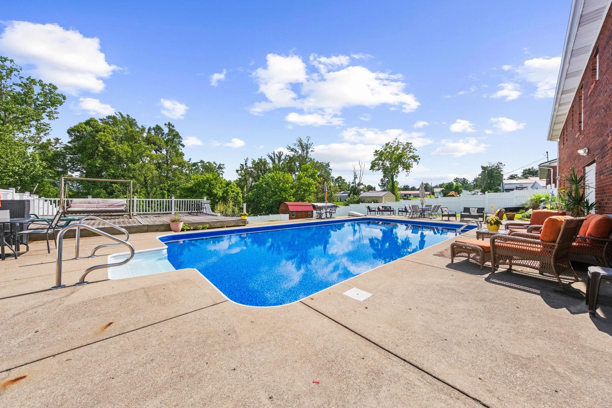 7404 Nekirk Road Ashland, KY 41102 - Photo 22 of 29