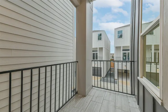 $525,000 | 7705 Earl Rudder Way, Houston, TX 77055