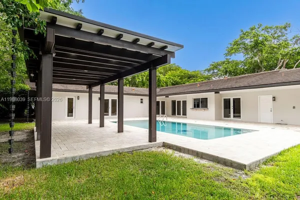 $16,000 | 75 South Prospect Drive, Unit 75, Coral Gables, FL 33133