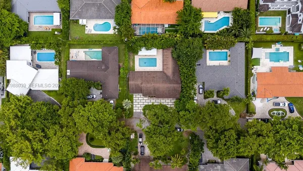 $16,000 | 75 South Prospect Drive, Unit 75, Coral Gables, FL 33133