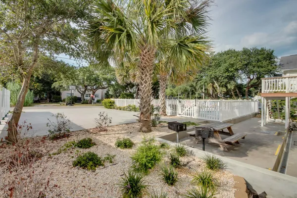$1,099,900 | 1906 South Ocean Boulevard, North Myrtle Beach, SC 29582