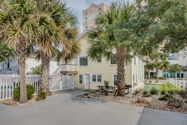 $1,099,900 | 1906 South Ocean Boulevard, North Myrtle Beach, SC 29582