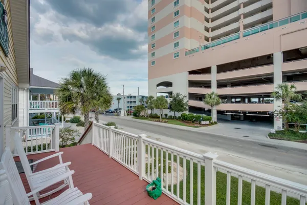 $1,099,900 | 1906 South Ocean Boulevard, North Myrtle Beach, SC 29582