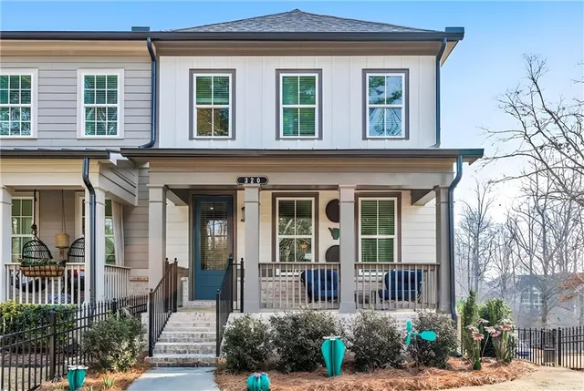 $525,000 | 320 Oak Arms Way, Woodstock, GA 30188