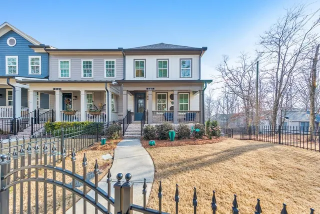 $525,000 | 320 Oak Arms Way, Woodstock, GA 30188