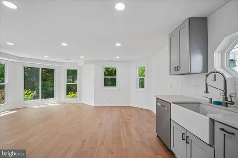 $1,300,000 | 5304 Sherrill Avenue, Chevy Chase, MD 20815