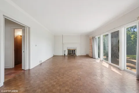 a view of a livingroom with a fireplace