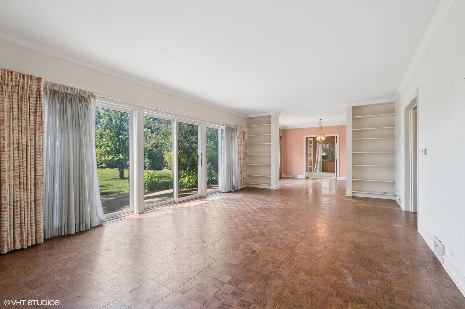 1288 Sunview Lane Winnetka, IL 60093 - Photo 4 of 25 an empty room with windows lake and mountain view