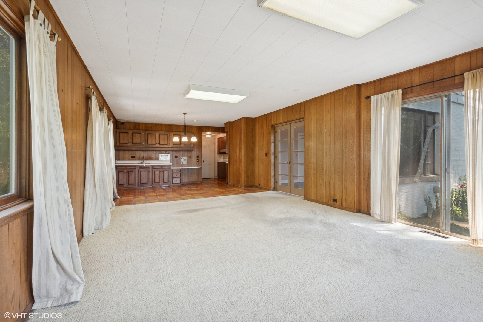 1288 Sunview Lane Winnetka, IL 60093 - Photo 10 of 25 a view of empty room with wooden floor and fan
