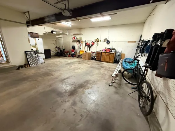 $299,900 | 2405 Fertig Drive, Wheatland, WY 82201