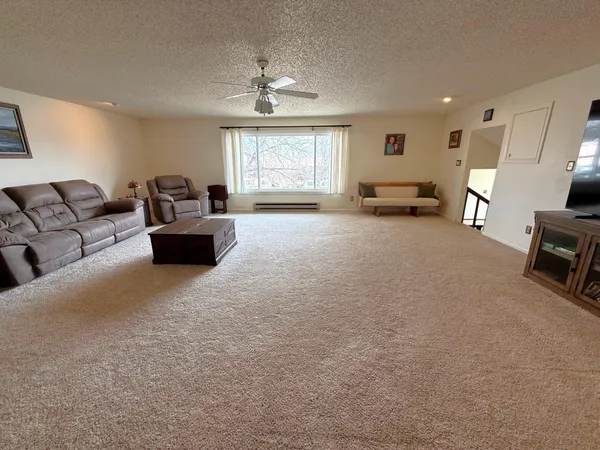 $299,900 | 2405 Fertig Drive, Wheatland, WY 82201