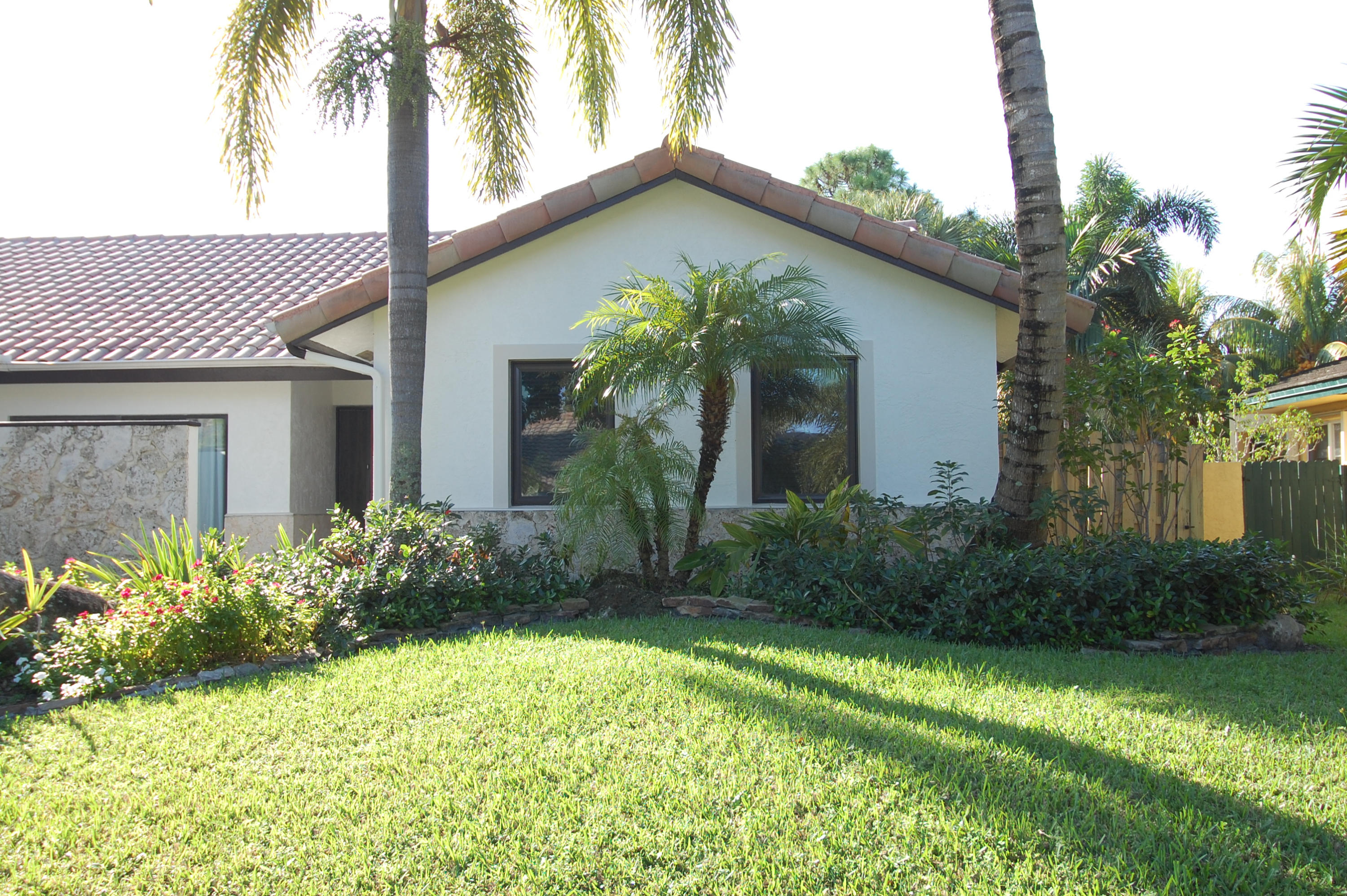 1420 Southwest 20th Street Boca Raton, FL 33486 - Photo 4 of 40 House Front 4